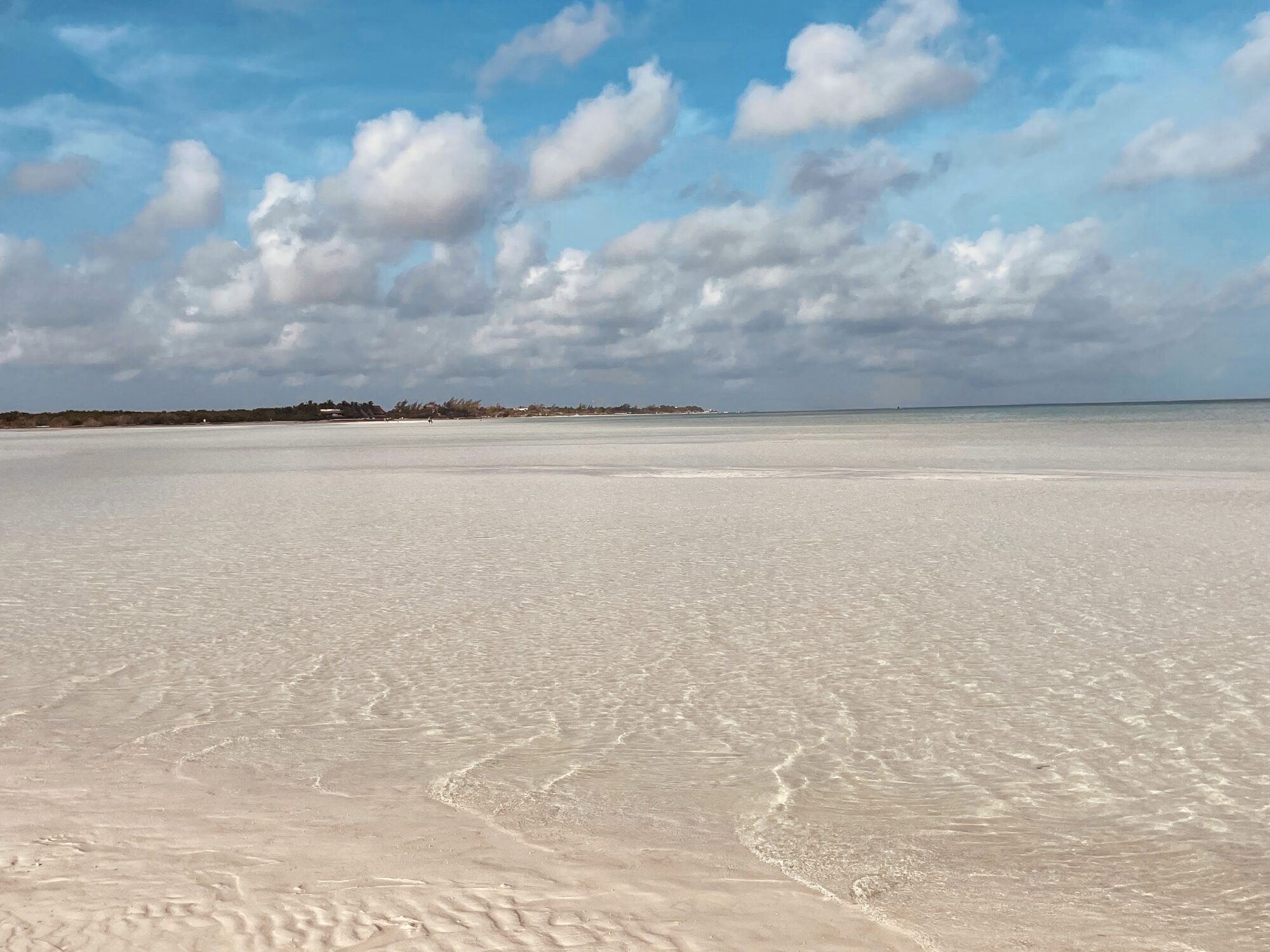 Sand banks on the way to Punta Mosquitoes in Holbox Island, Mexico